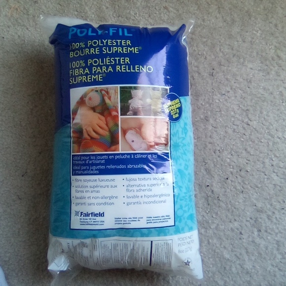 Poly-Fil Stuffing for Crafts - Picture 2 of 2